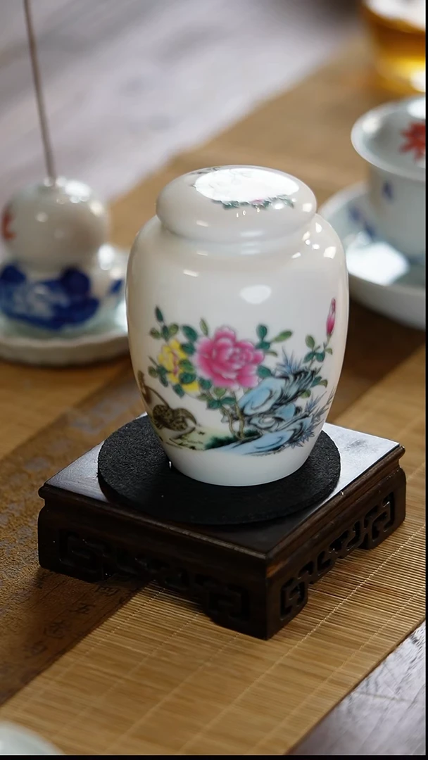 瓷景德镇陶瓷茶器牡丹茶叶罐