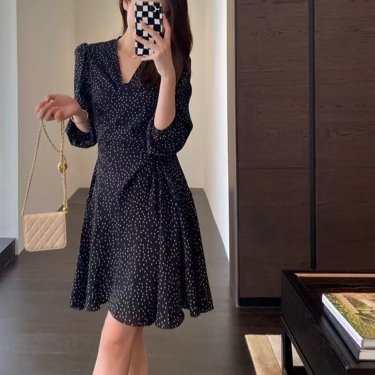 杰-玟玟-051-100上衣专链日常圆领