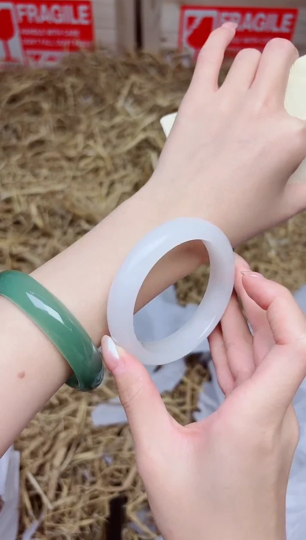 未镶嵌手镯石英质玉2034--圈口54