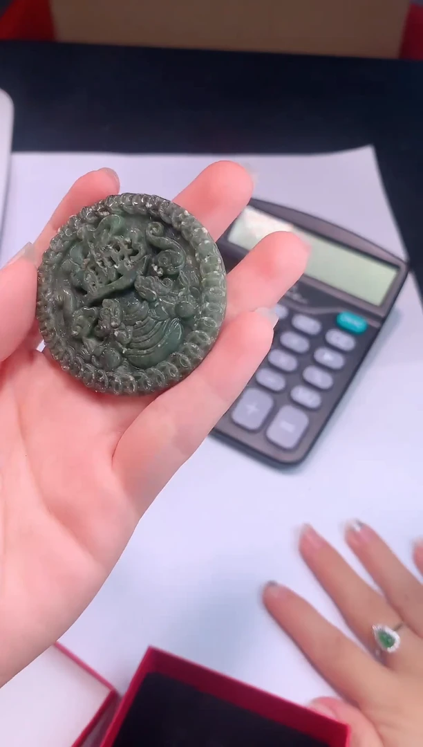 颈饰未镶嵌翡翠0芹0翡翠珠宝413