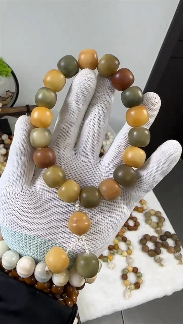 【闪购商品】白玉菩提手串17*手工干磨浓郁多宝手持