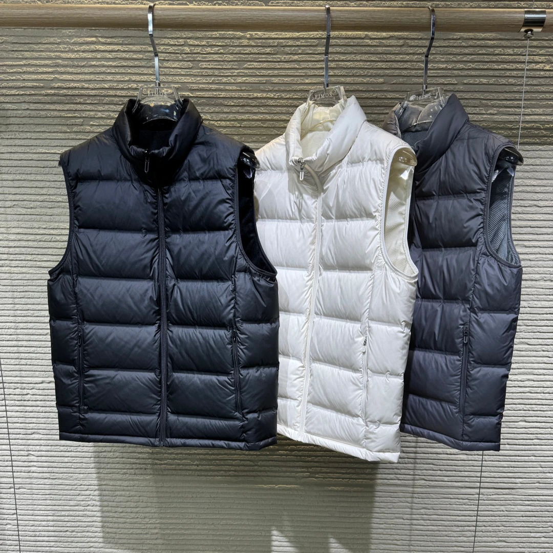 叠穿系统 舒适与轻便 秋冬男士休闲百搭两面穿立领羽绒马甲 HW72