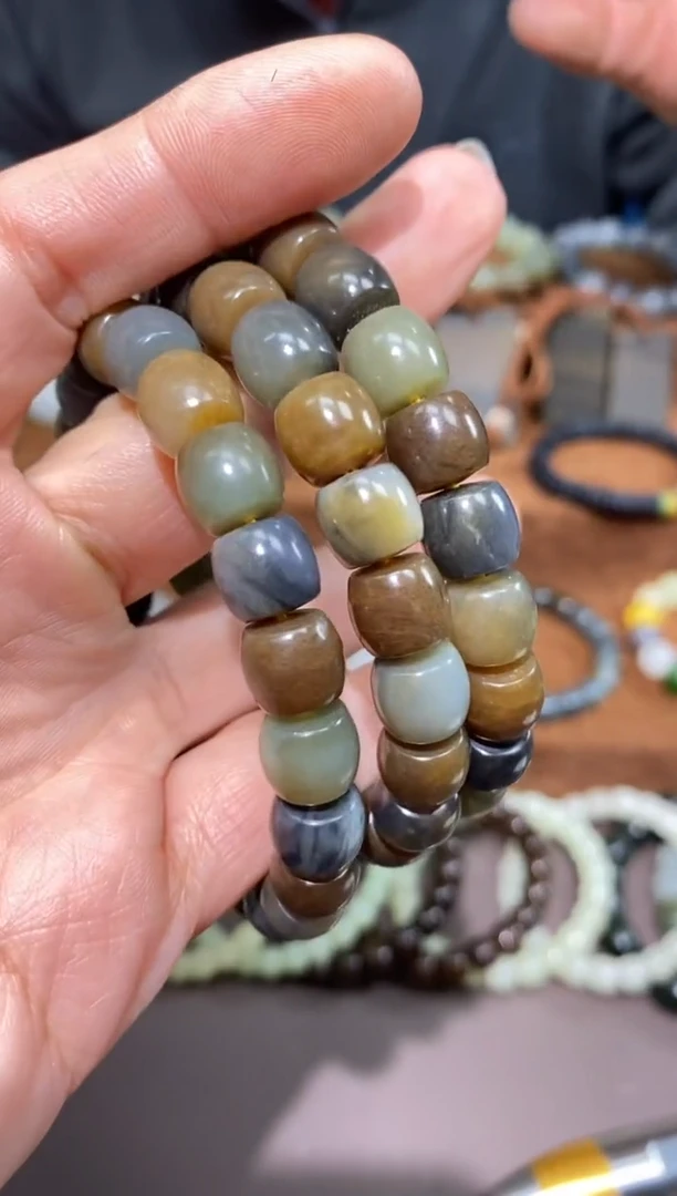 【闪购商品】和田玉手链未镶嵌颜色多样性发货拍一发一