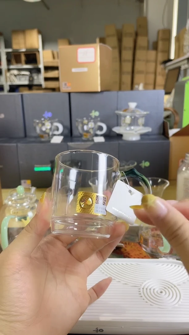 禾器     隆杯迷翠1个