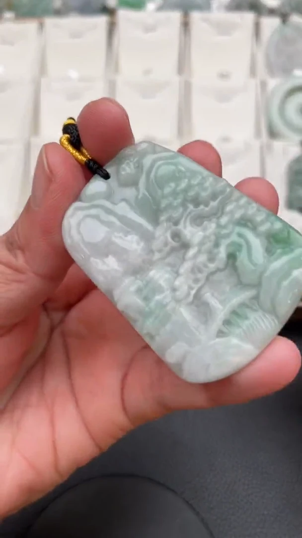 颈饰未镶嵌翡翠天然缅甸翡翠A货143