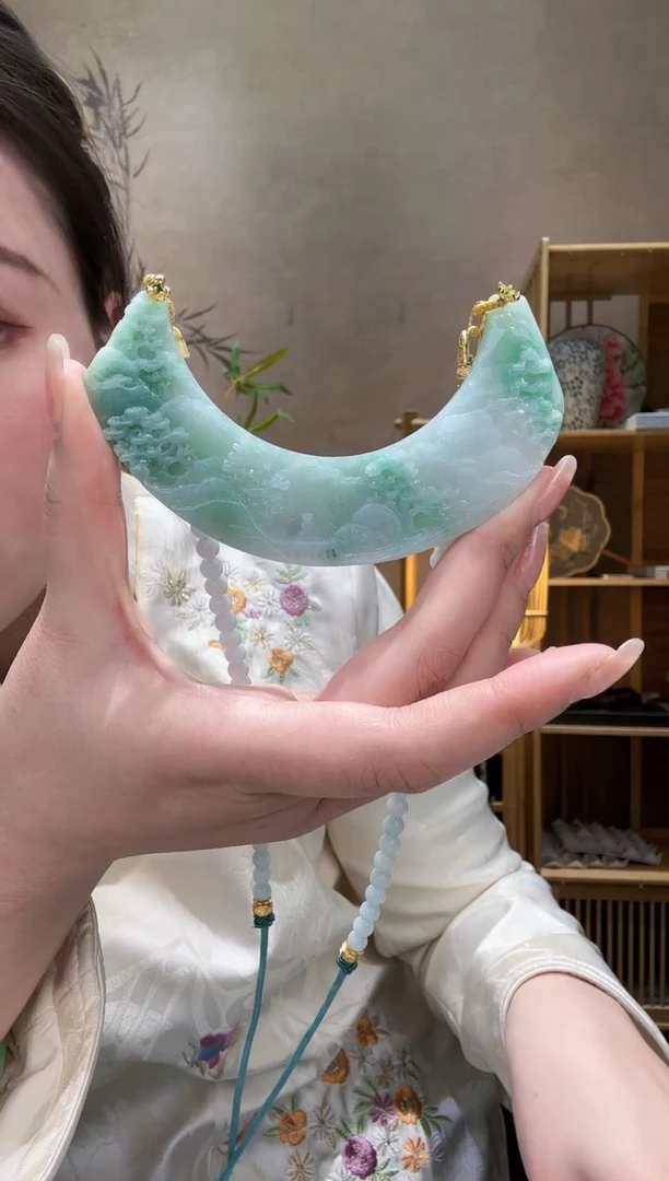 【闪购商品】翡翠颈饰未镶嵌吊坠