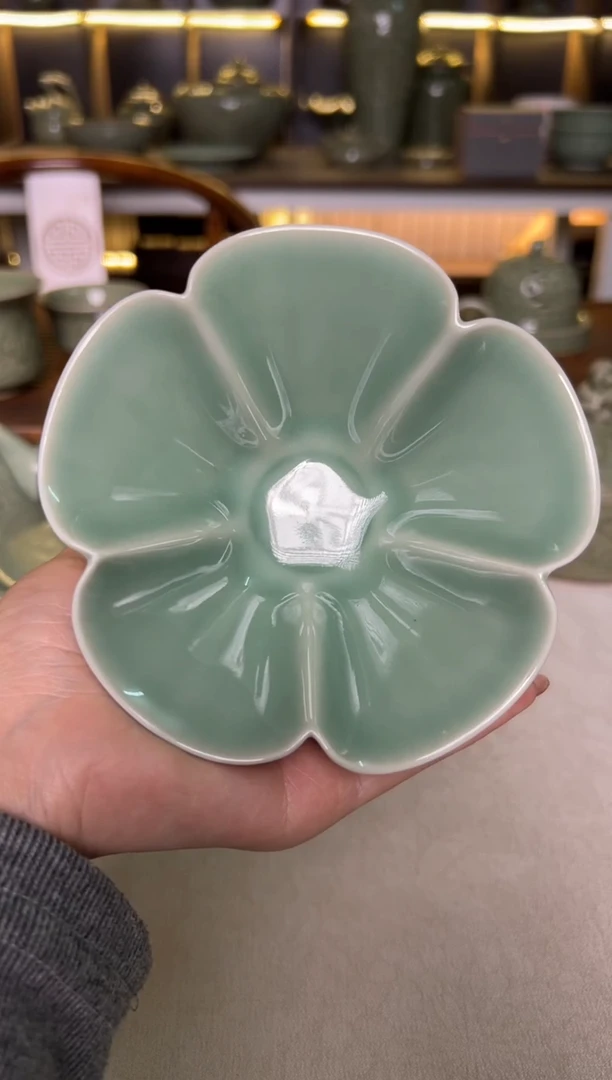 陶瓷耀州窑青釉折楞花口盏特价一个