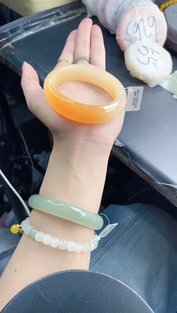 未镶嵌手镯石英质玉j96-HHB56+