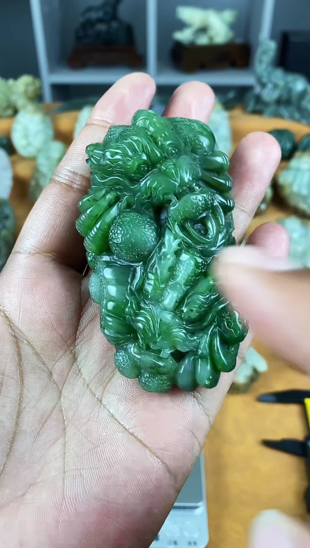 未镶嵌和田玉挂件1