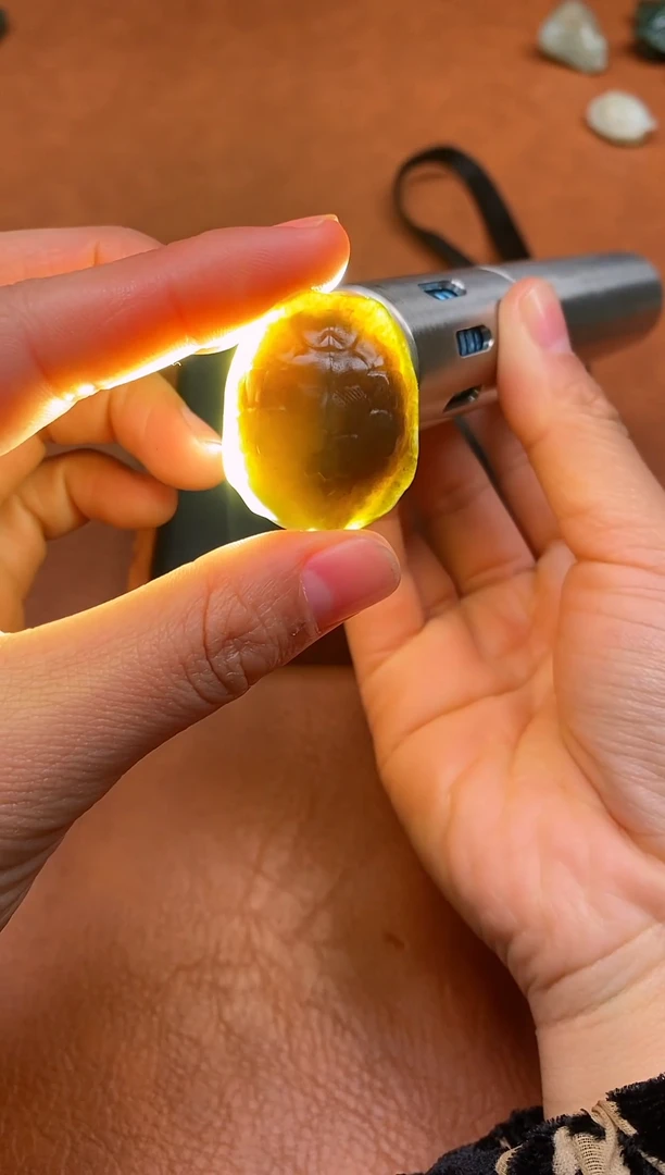 颈饰未镶嵌和田玉富甲天下