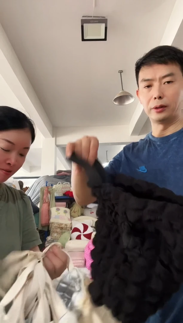 长绒棉A11 泡泡纱包发一个黑色