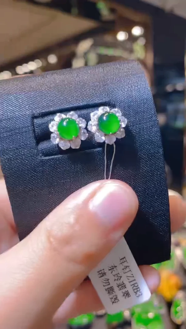 【闪购商品】翡翠耳饰银S925镶嵌005（多样性发货）