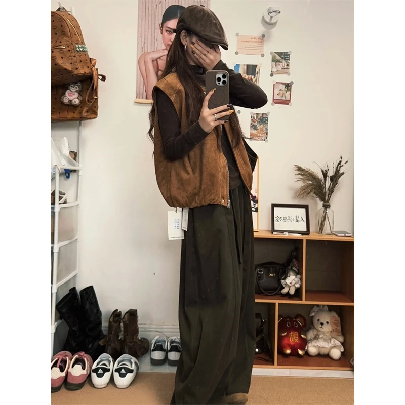 复古麂皮绒圆领拉链花苞马甲女秋冬新款高级感宽松百搭叠穿马夹潮