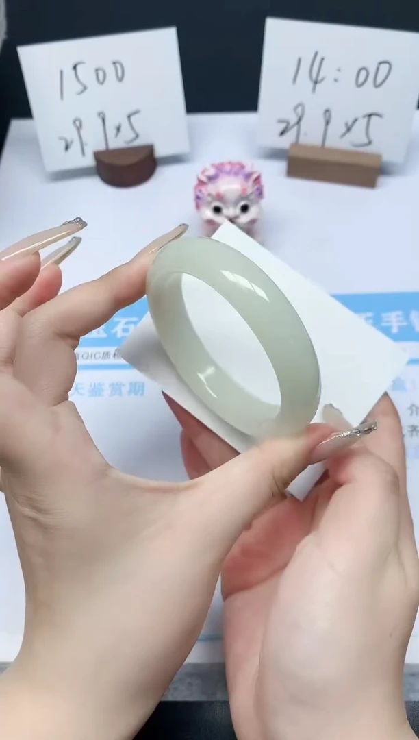 石英质玉手镯未镶嵌K57-55.7