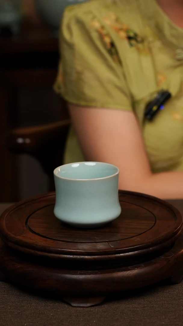 瓷片天青色束腰杯 80ML微瑕