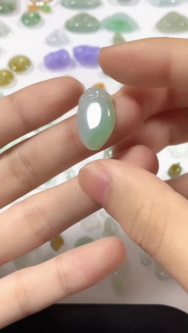 未镶嵌裸石翡翠缅甸天然翡翠8886