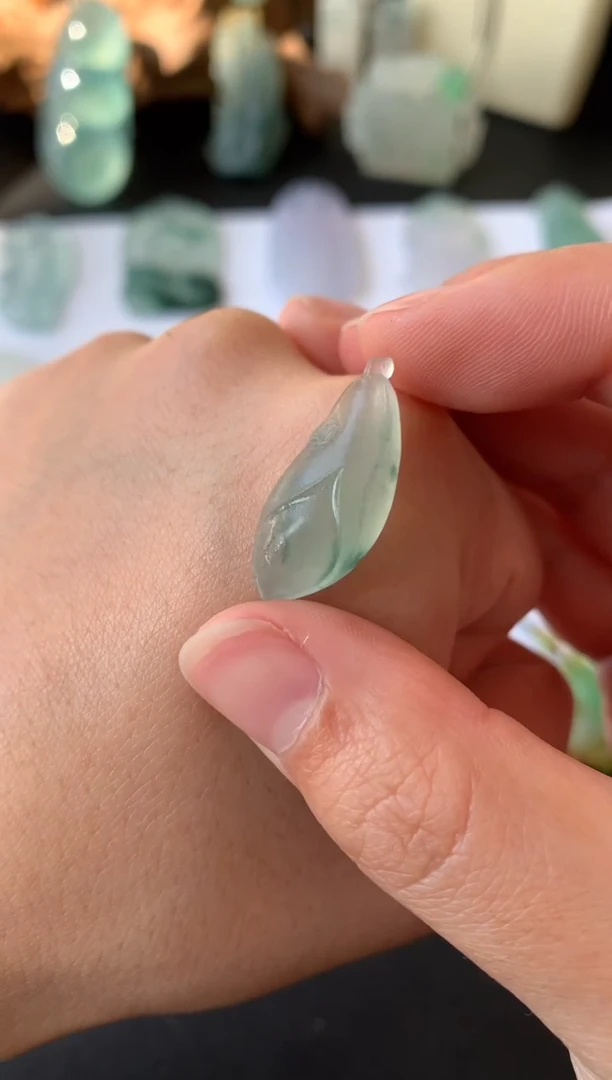 【闪购商品】定制翡翠未镶嵌翡翠