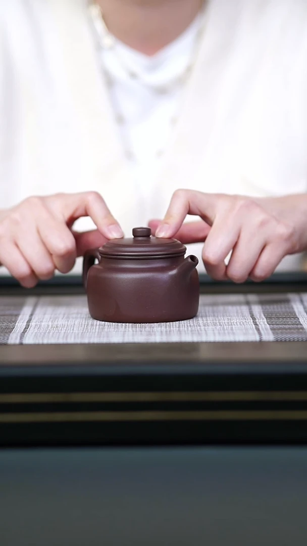 茶壶紫砂微瑕半手茄皮紫泥德钟160cc