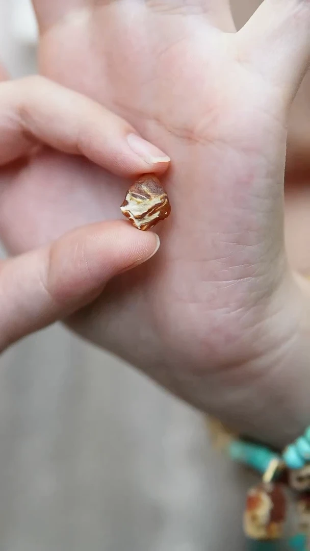 未镶嵌蜜蜡裸石砂***茶原石