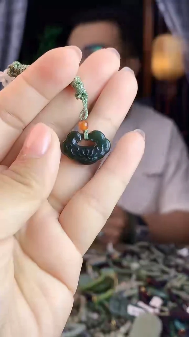 和田玉未镶嵌挂件多样性发货拍一发一