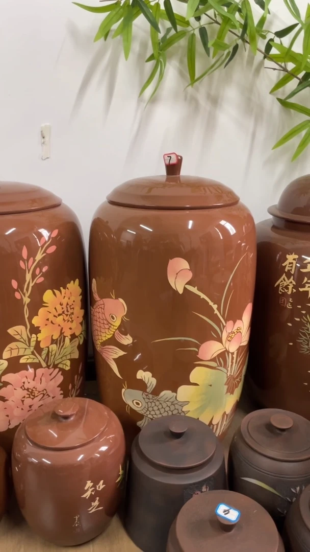 兔*月建水紫陶红泥刻填茶缸