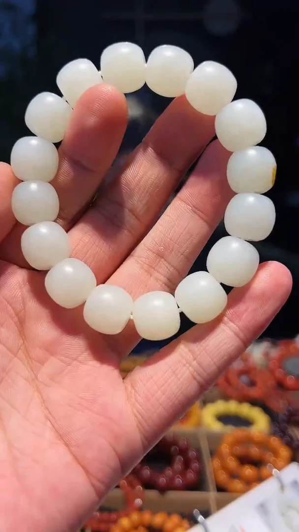 【闪购商品】和田玉手串未镶嵌14+老型