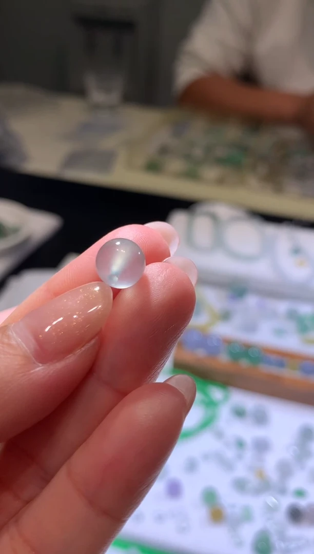 未镶嵌定制翡翠7.4*8珠子