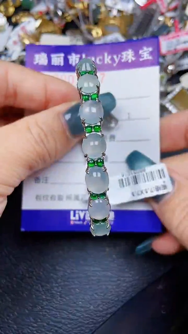 颈饰银S925镶嵌翡翠9017