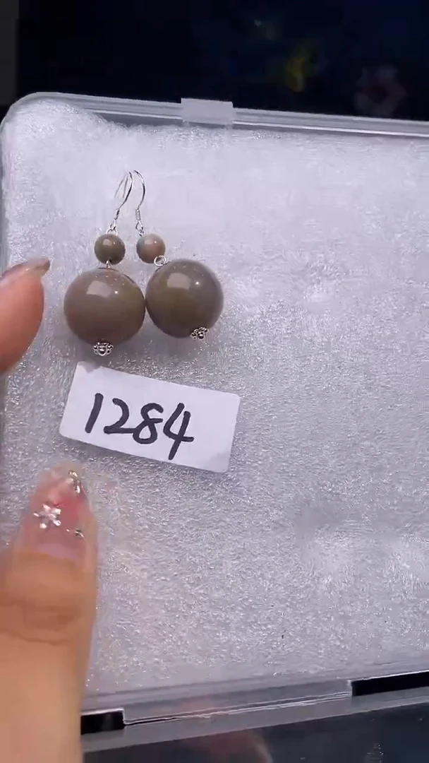 银S925镶嵌耳饰紫晶喜欢拍