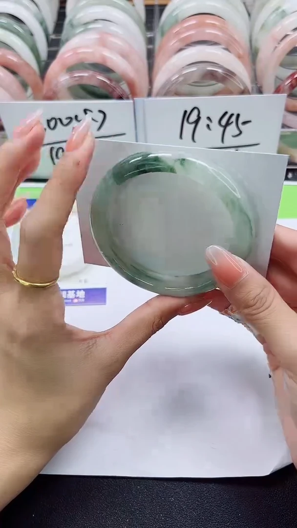 【闪购商品】石英质玉手镯合金A83-60/61