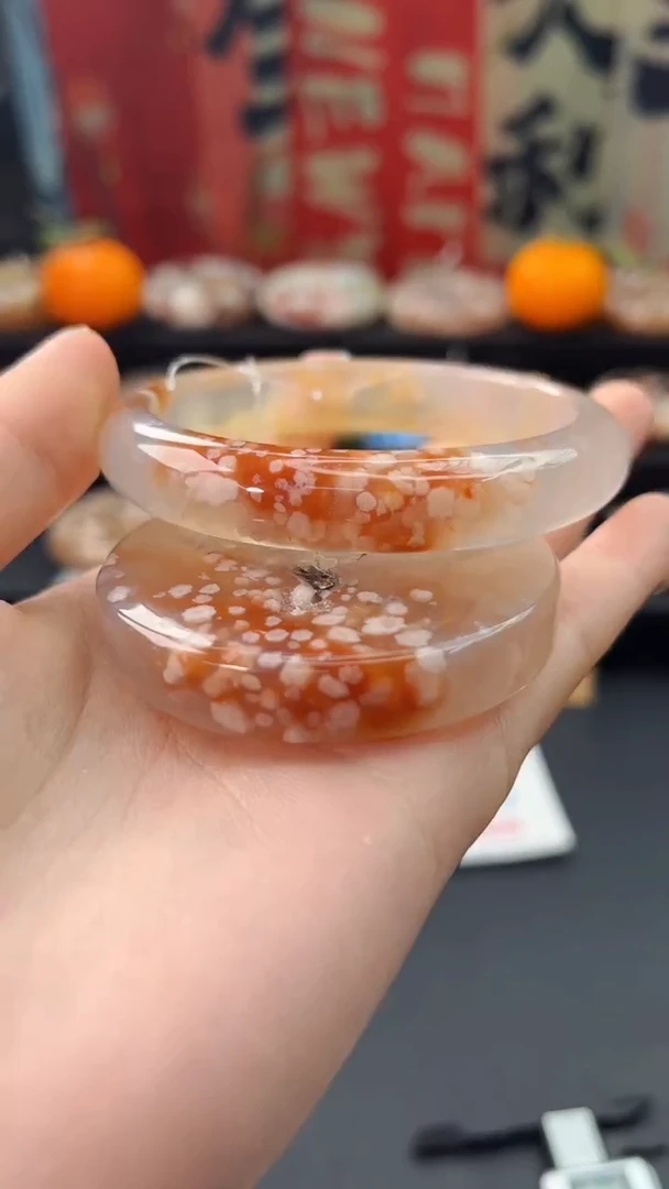 【闪购商品】石英质玉手镯未镶嵌赠送镯心（59圈口）