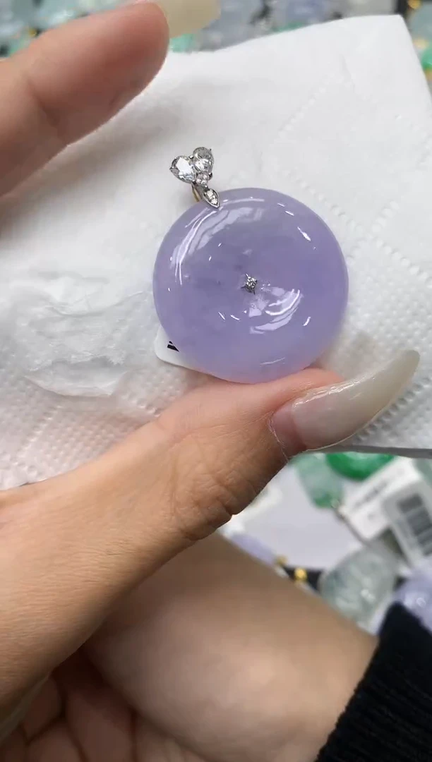 颈饰18K金镶嵌翡翠11111111111