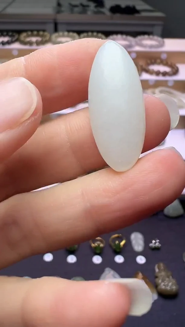 颈饰未镶嵌和田玉159号链接