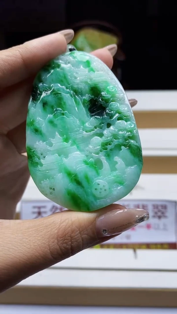 定制翡翠未镶嵌翡翠A货