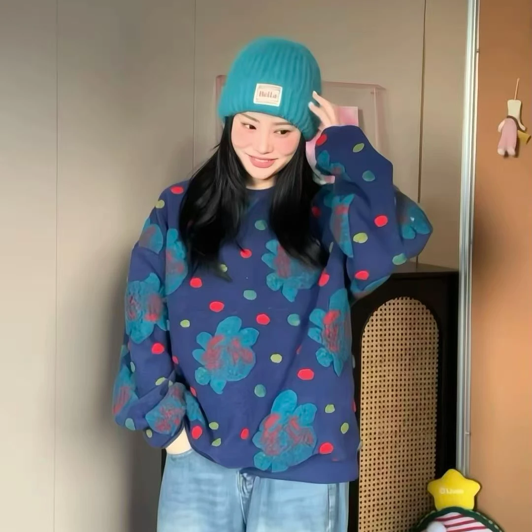 【十二客】秋季韩系宽松长袖圆领彩色立体花朵百搭加绒卫衣7105