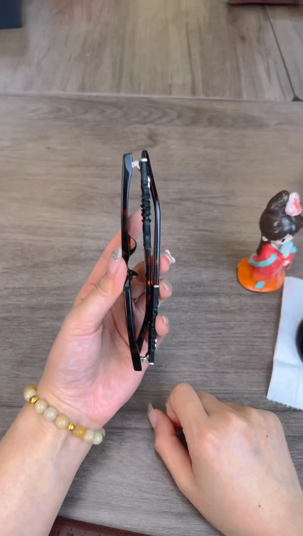 瓷片新号开播漏不停@@TT25