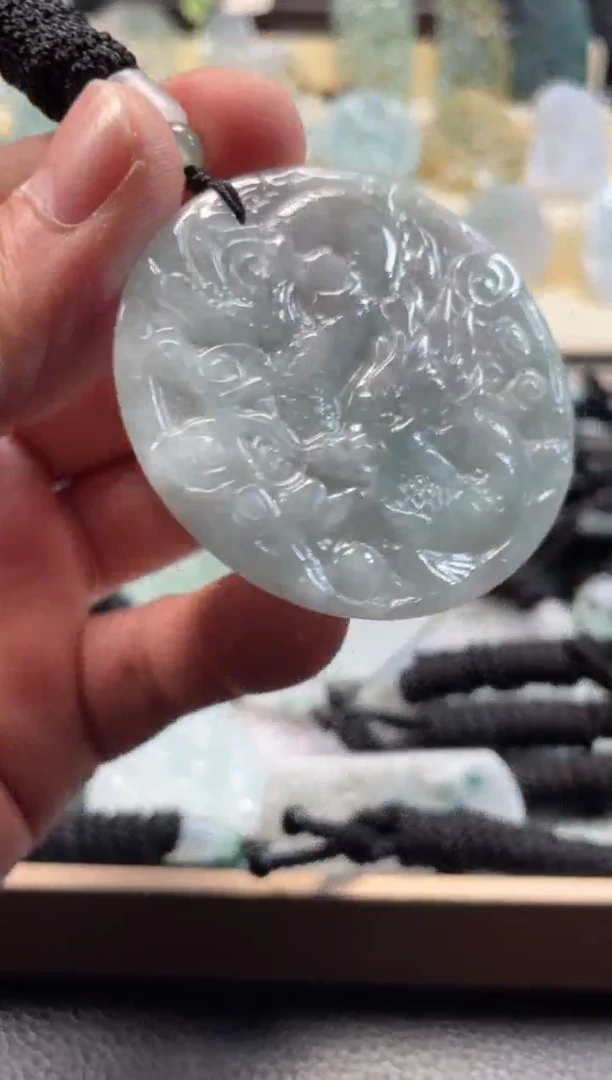 颈饰未镶嵌翡翠12/18/019