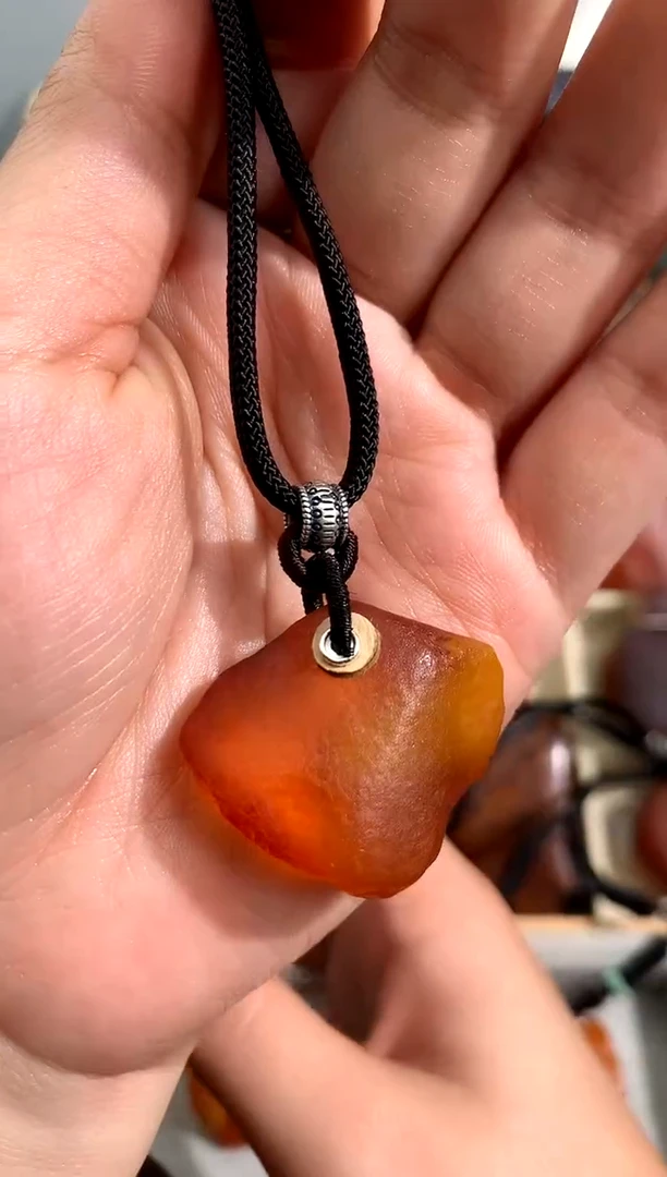 【闪购商品】蜜蜡裸石未镶嵌似玉