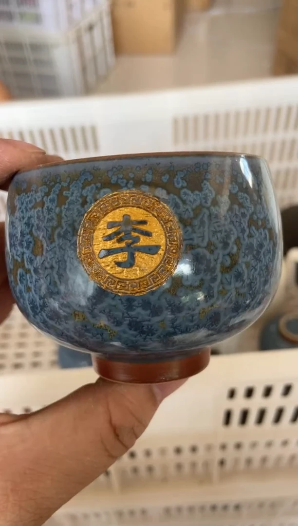 无运费险有瑕疵的摄影的产品有使用过的痕迹有点脏介意勿拍