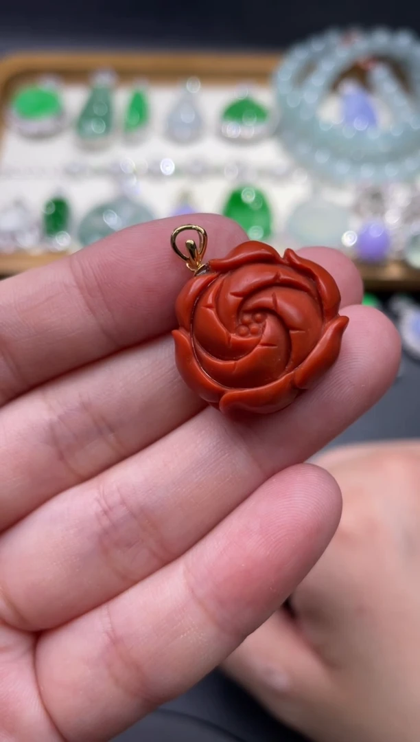 【闪购商品】南红玛瑙吊坠18K金镶嵌52.........