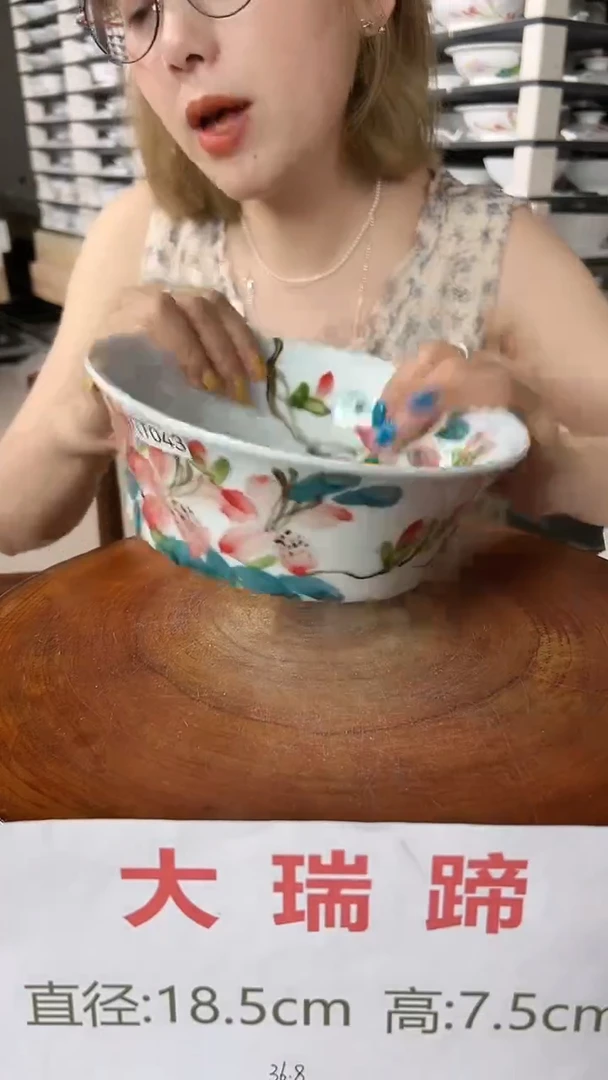 摆件景德镇手工手绘陶瓷