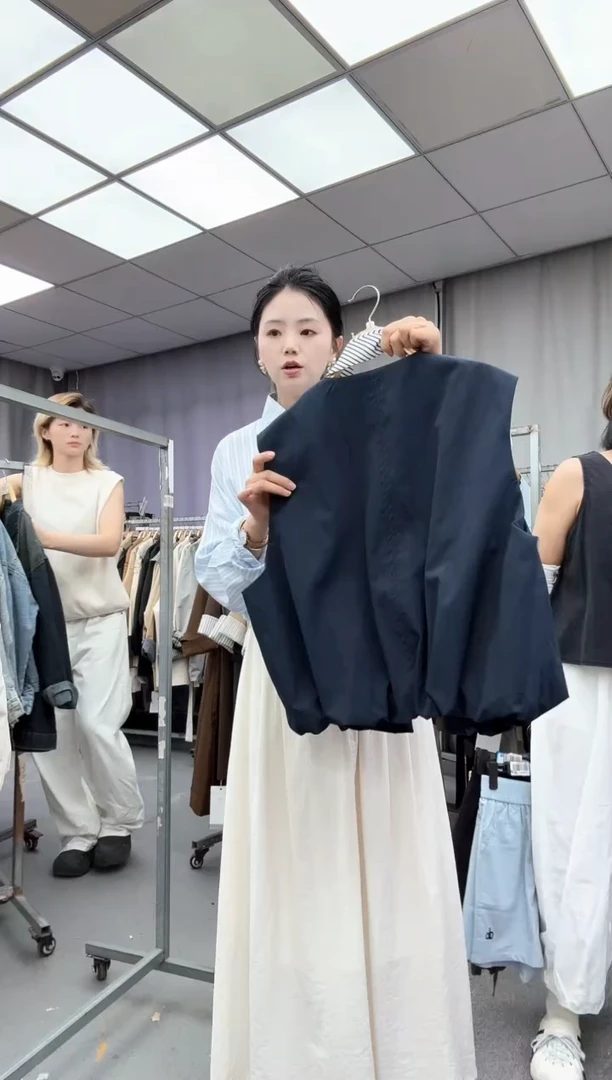 大哥家漂亮衣服漂亮颜色