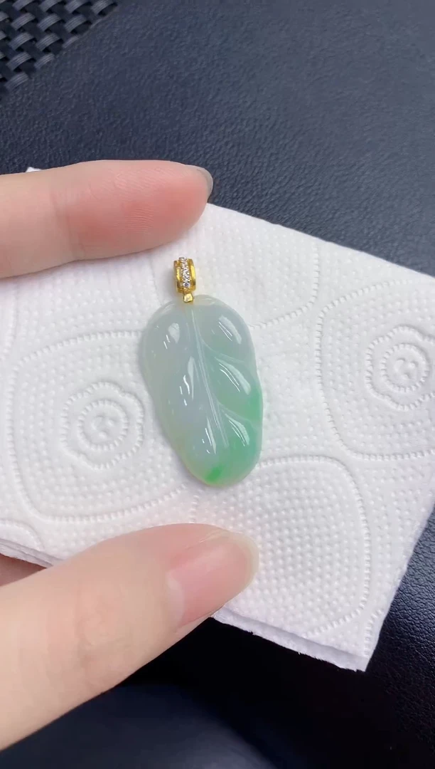 颈饰未镶嵌翡翠天然翡翠缅甸A货