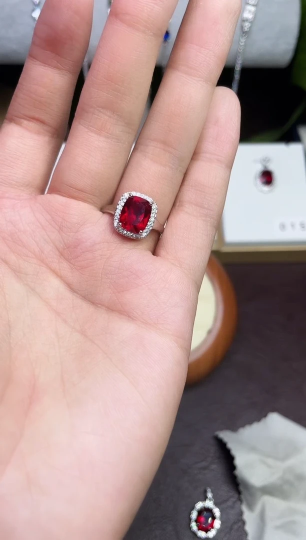 合金合成钻石红宝戒指