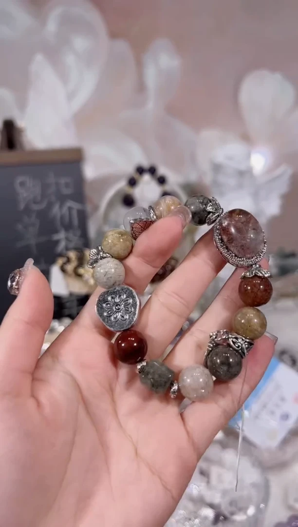 【闪购商品】水晶手链未镶嵌天然水晶默认微瑕 多样性发货发其一