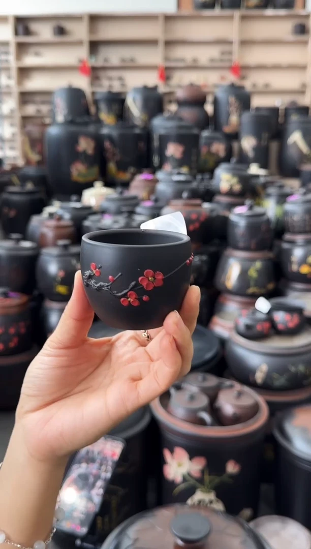 罐主人红梅花杯  989