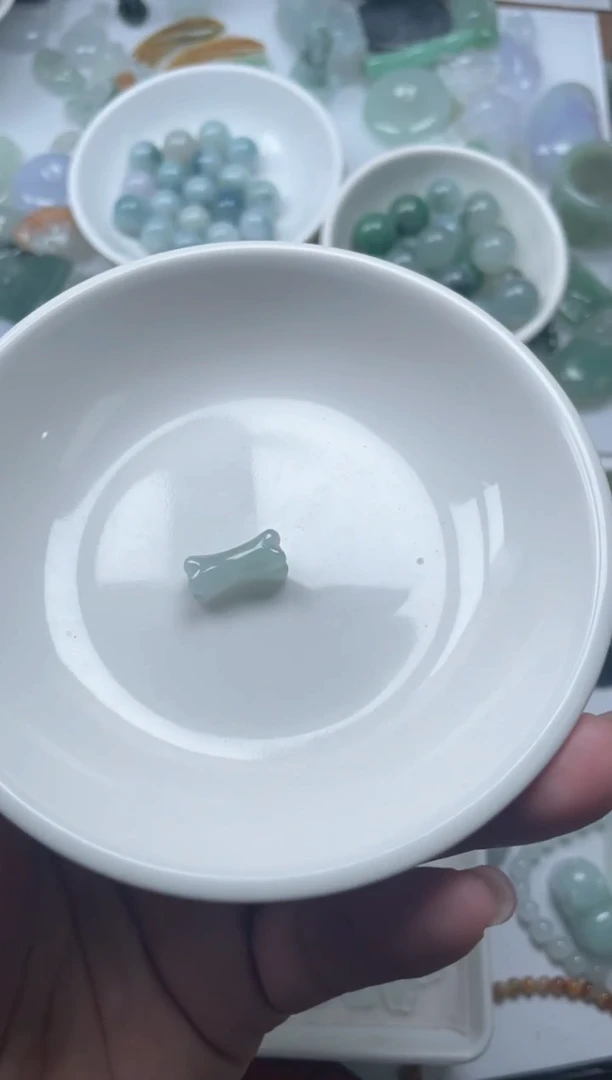 配石翡翠77777777
