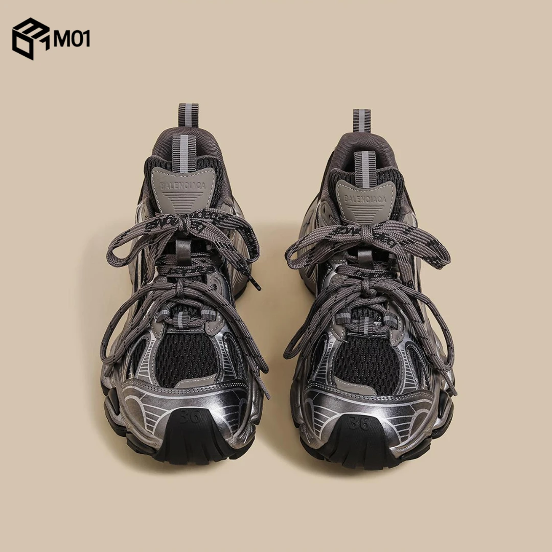 M01秋冬季新款厚底休闲运动鞋女银色重工ins炸街港风复古老爹鞋