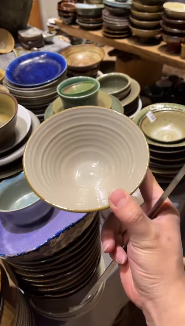 【闪购商品】瓷片463 灰螺纹斗笠米饭碗1个