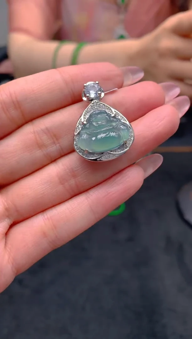 翡翠未镶嵌颈饰天然A货翡翠